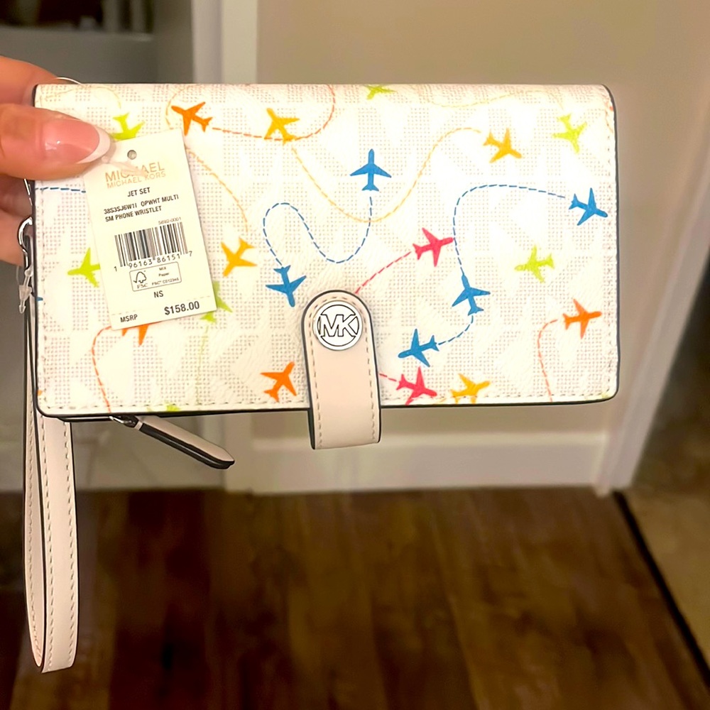 Michael Kors Jet Set Wristlet White